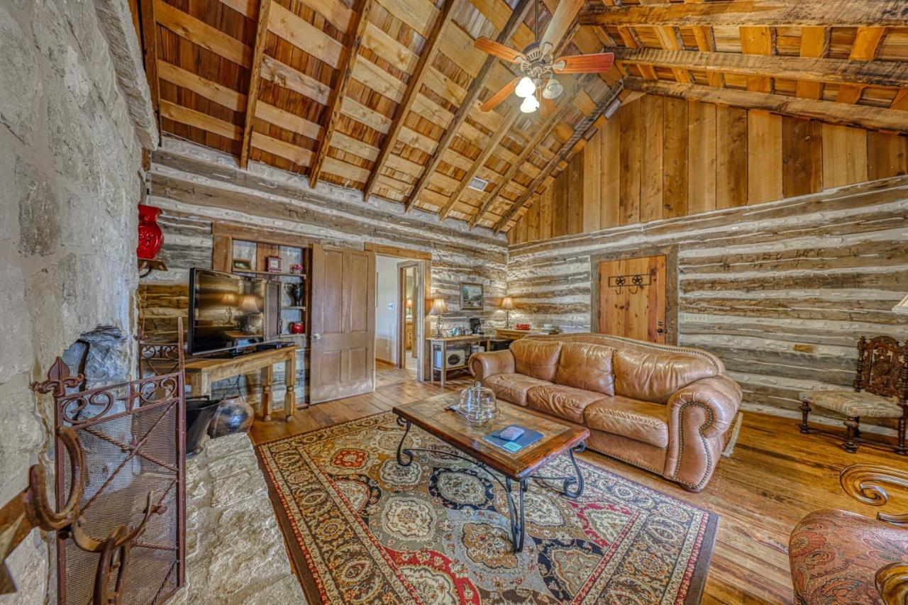Апартаменты Historic Rocky Hill Фредериксберг Экстерьер фото